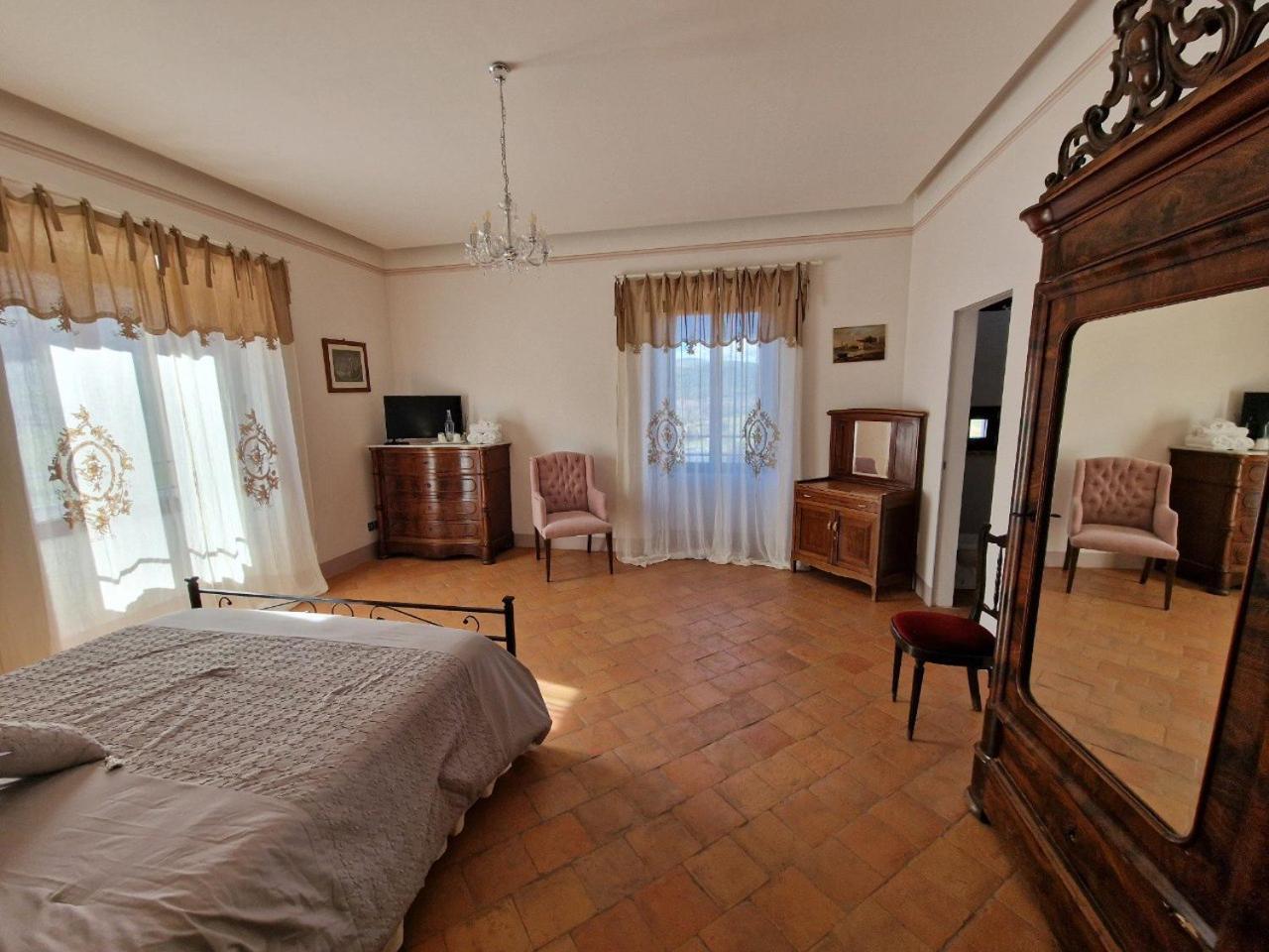Palazzo Palitti Roio Exterior foto