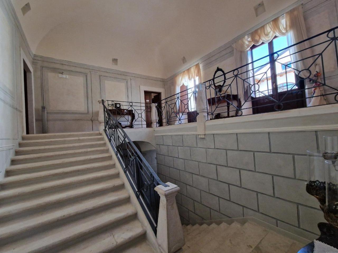 Palazzo Palitti Roio Exterior foto